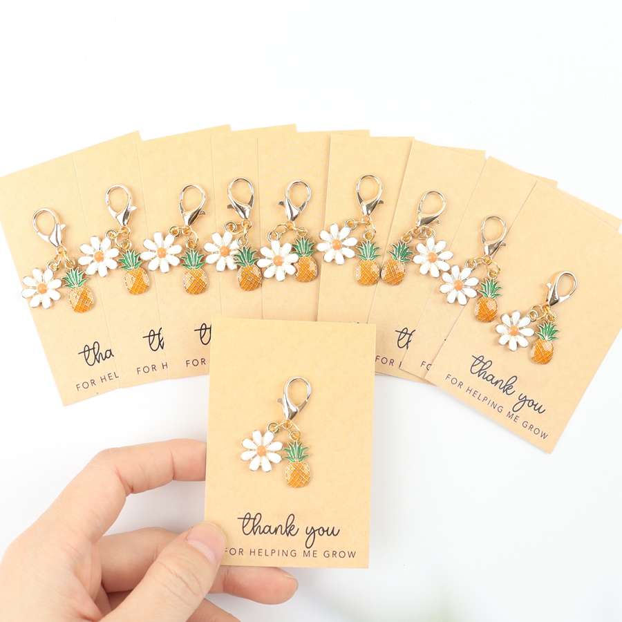 10 Mini Pineapple Keychains, w - đánh giá và giá Event Party